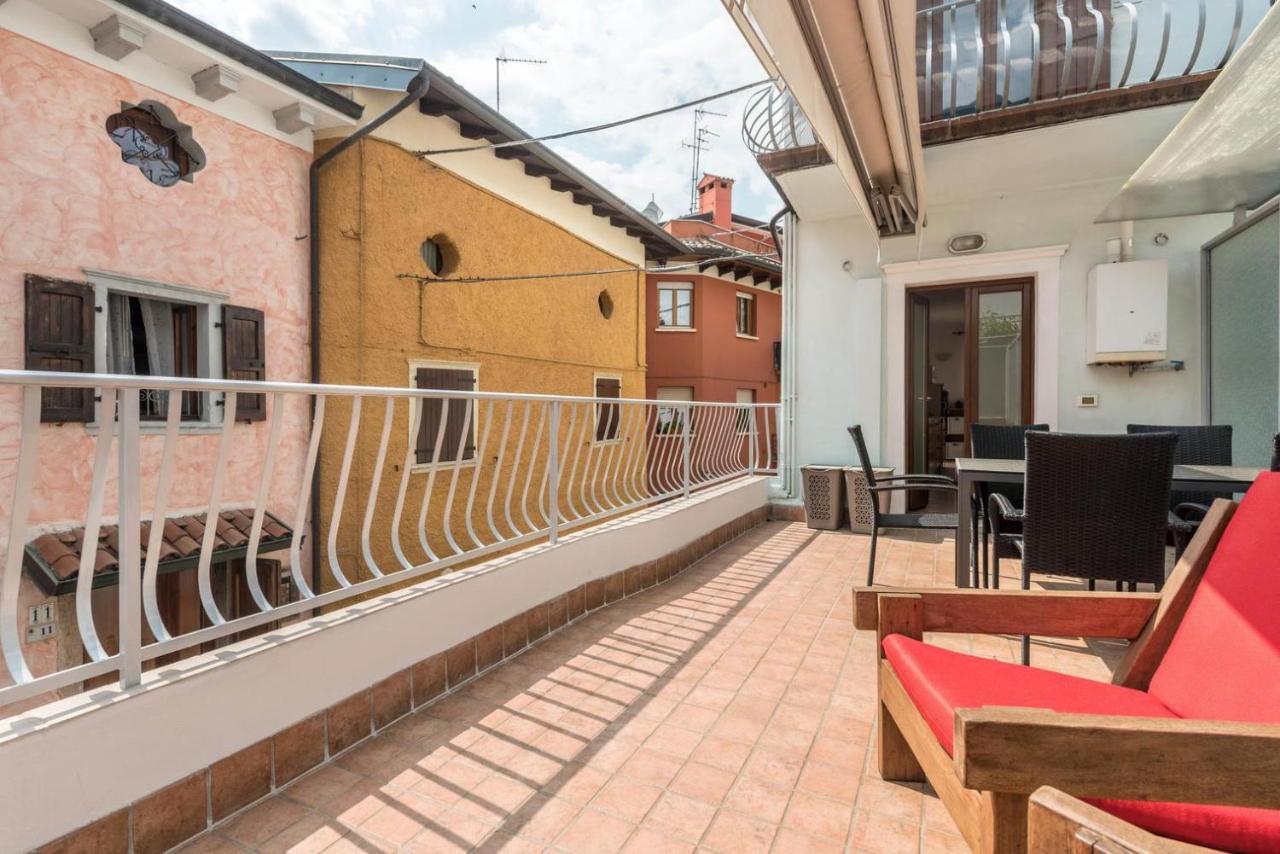 דירות מאלצ'סינה La Casa Del Borgo Con Parcheggio מראה חיצוני תמונה