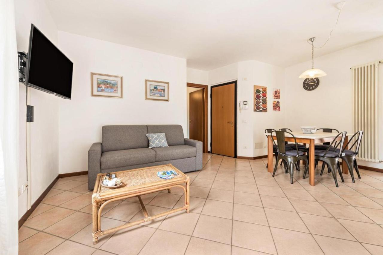 דירות מאלצ'סינה La Casa Del Borgo Con Parcheggio מראה חיצוני תמונה